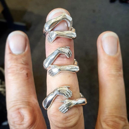Hug Ring